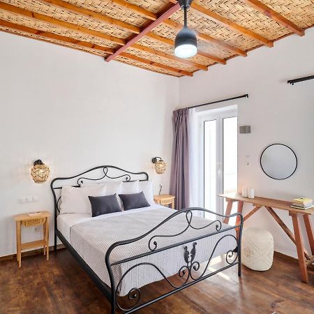 Psathi Beach House Kímolos エクステリア 写真